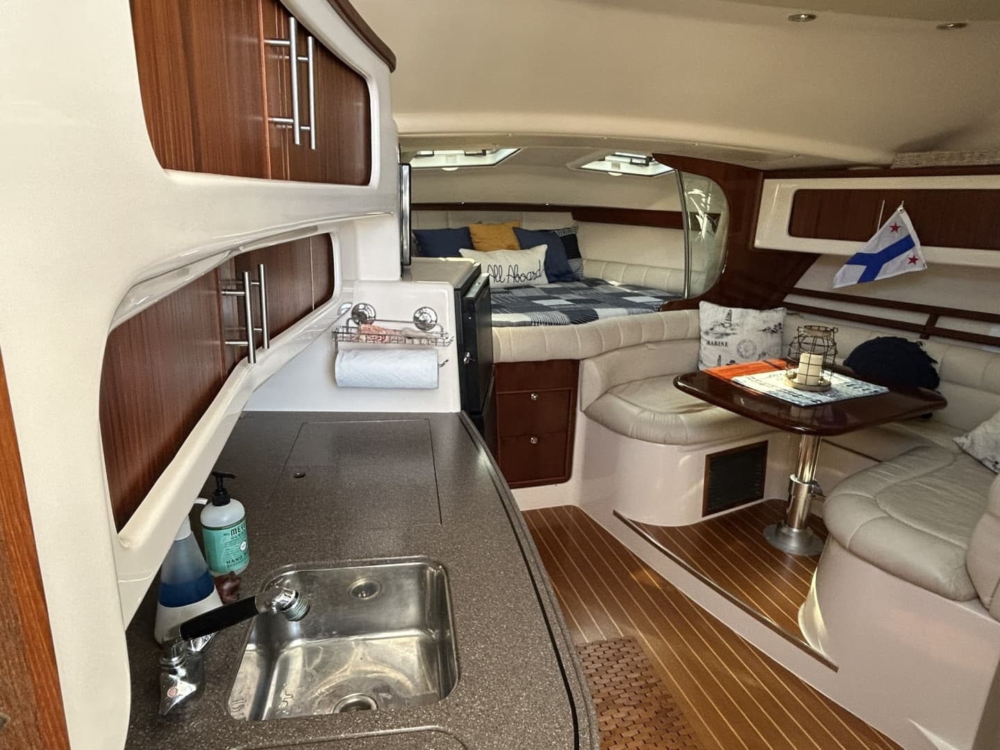 2007 Grady-White Express 360