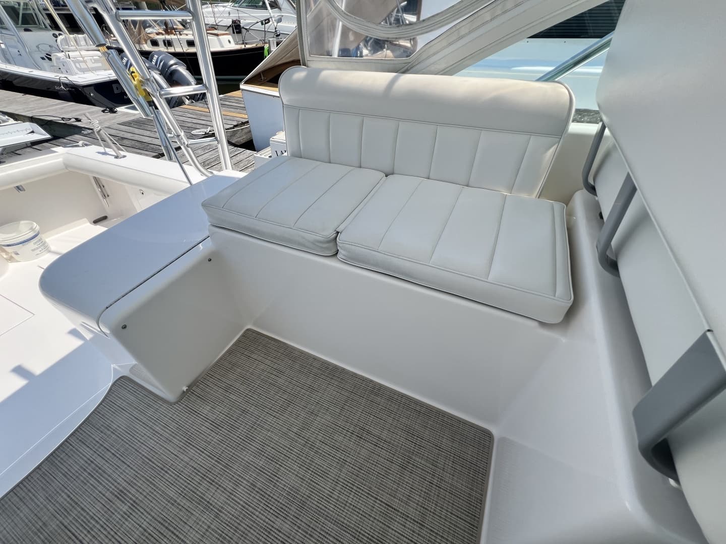 2007 Cabo 35 Express