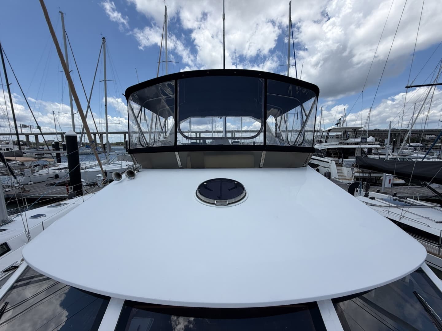 2005 Ocean Alexander 