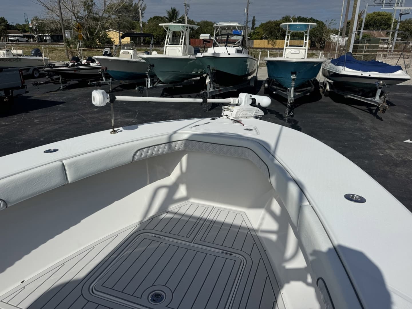 2018 Jupiter 25 Bay