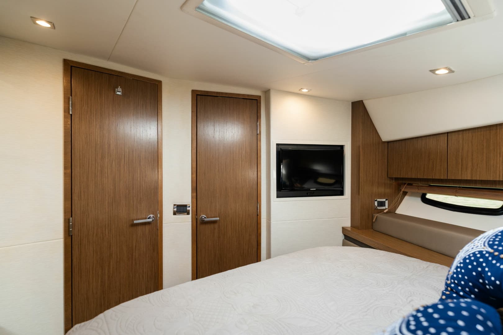 2017 Sea Ray SUNDANCER 510