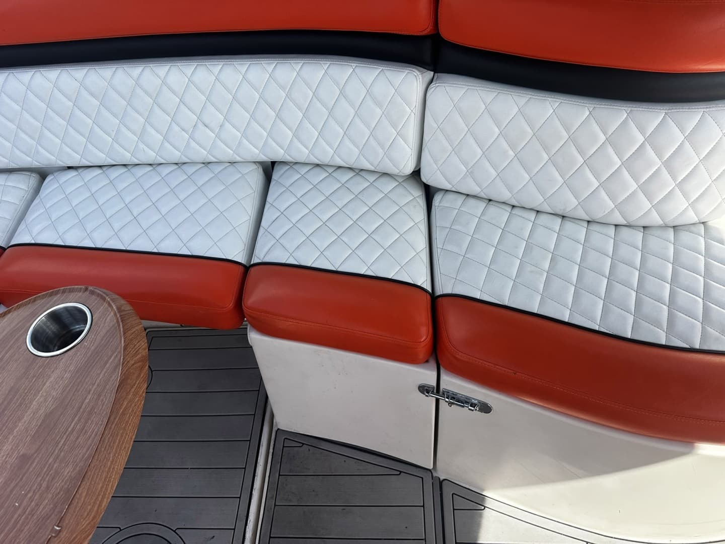 2012 Rinker 310 Express Cruiser