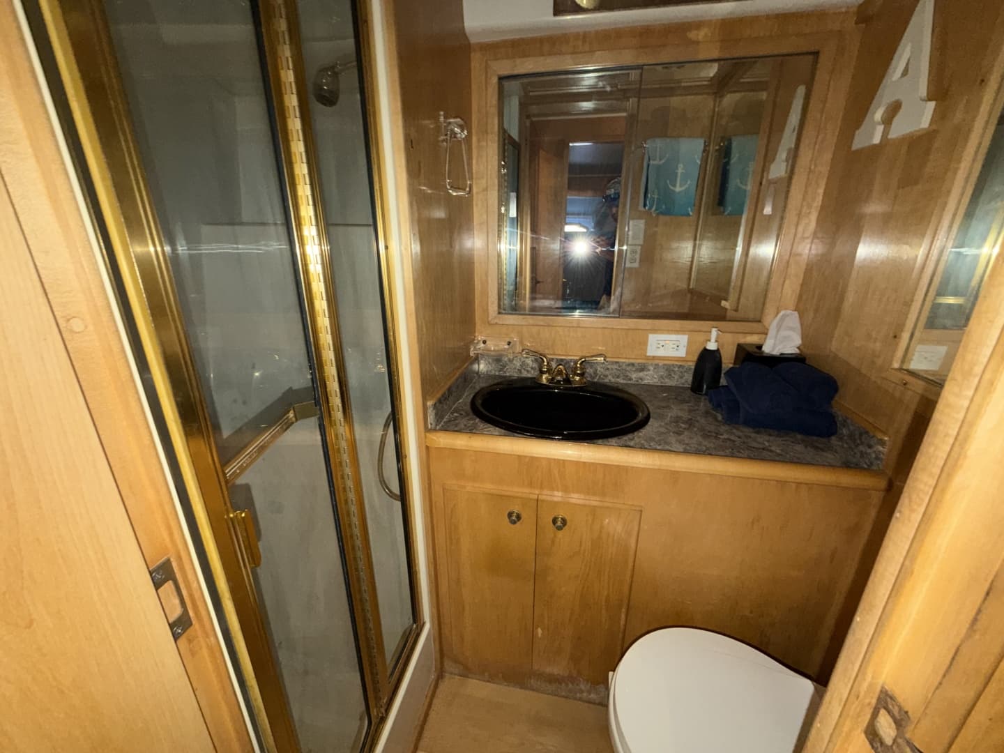 1999 Navigator 5300