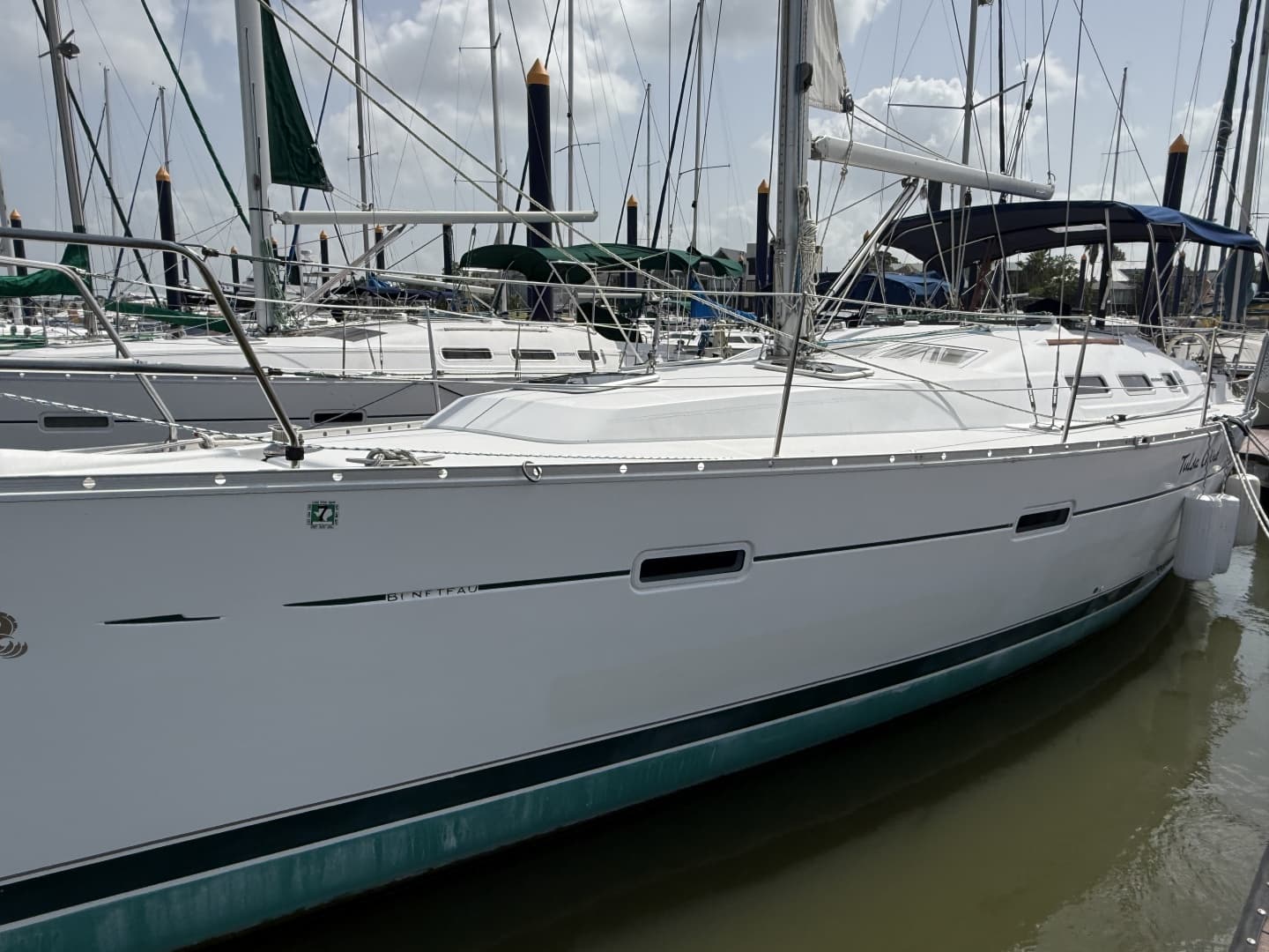 Beneteau 373