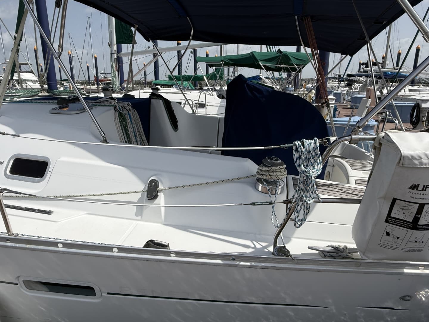 Beneteau 373