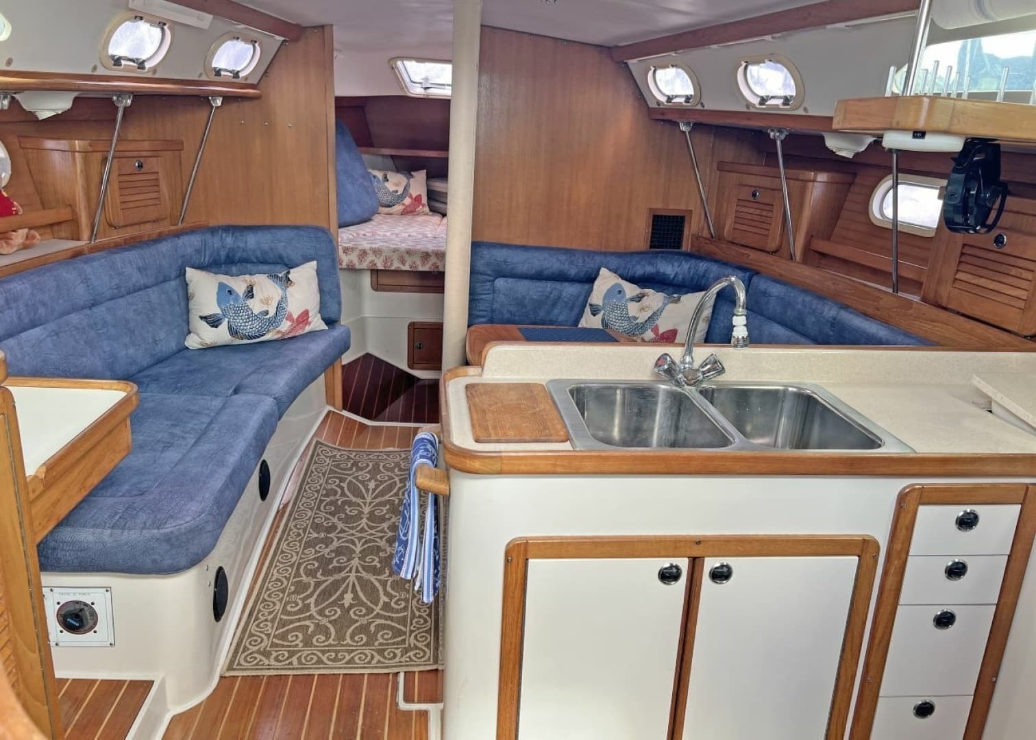 2001 Catalina MKII