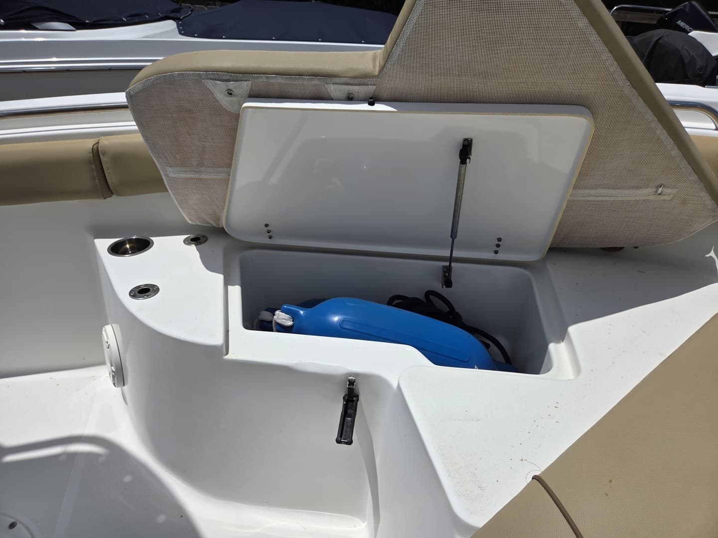 2017 Sea Hunt Ultra 211