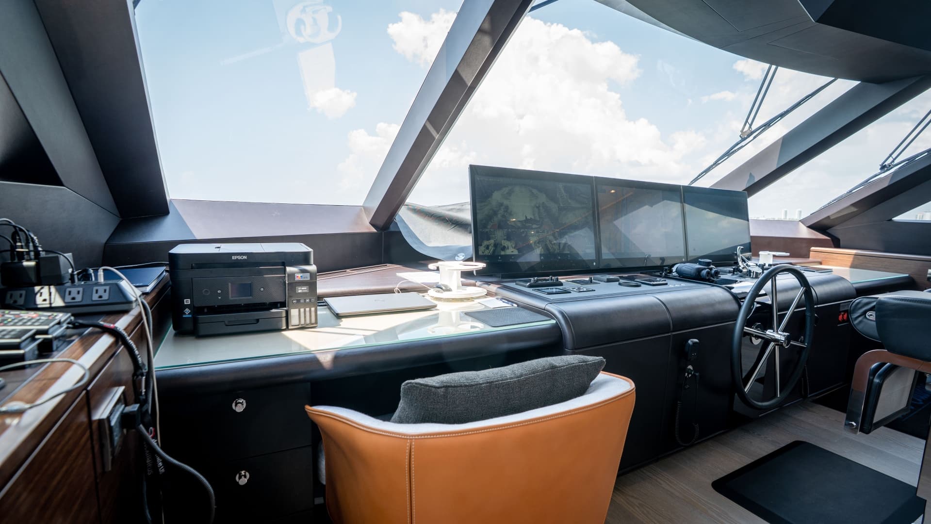 2025 Ocean Alexander 32L
