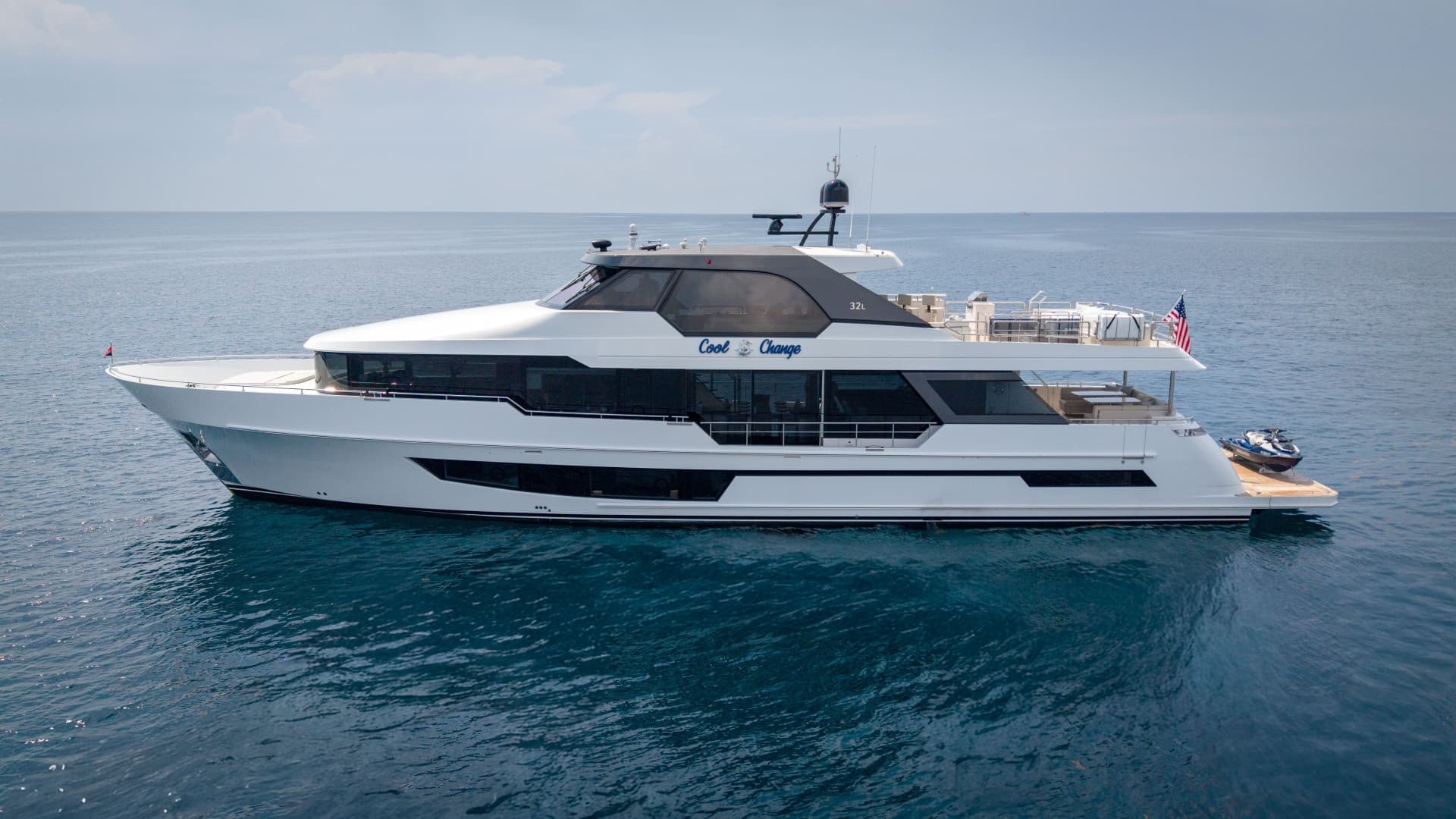 2025 Ocean Alexander 32L