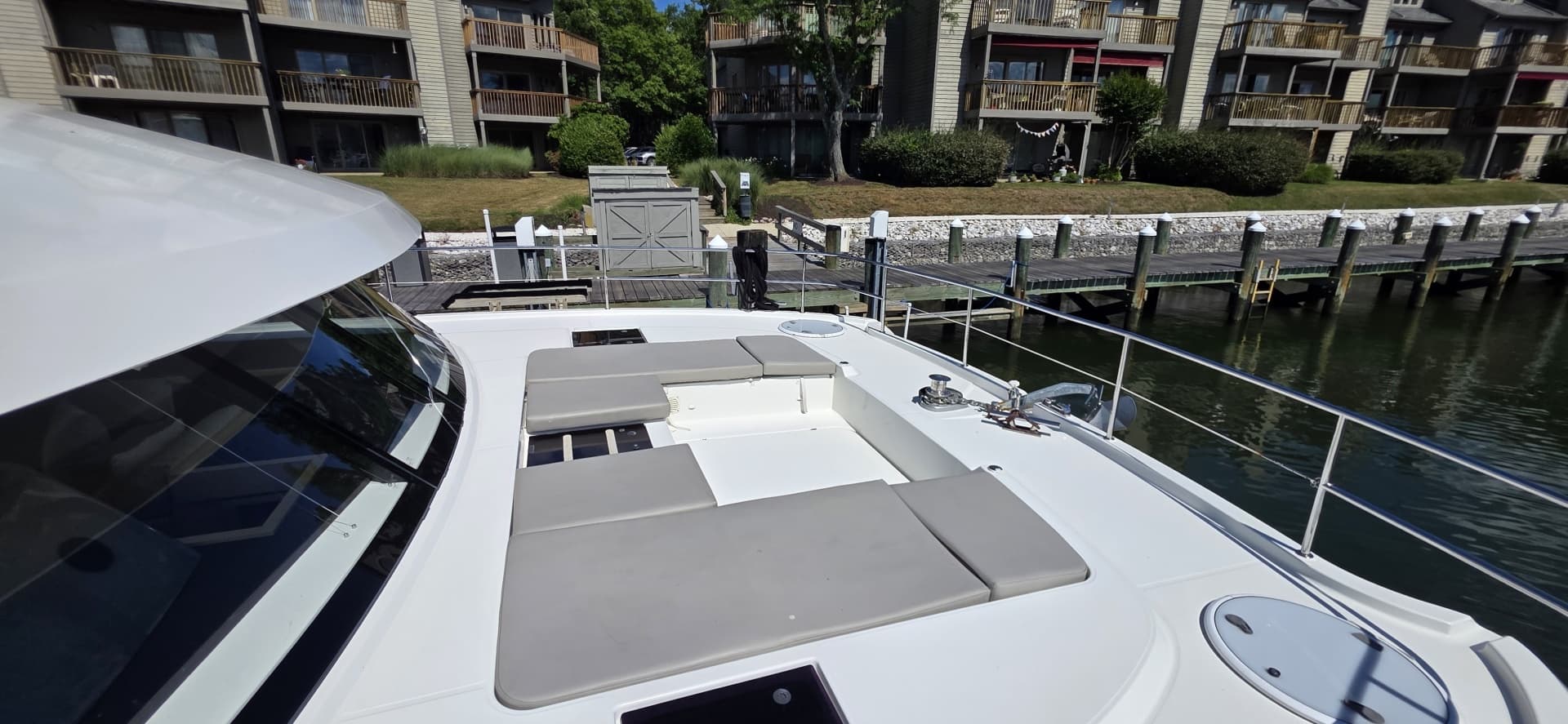 2018 Fountaine Pajot Motor Yacht 44