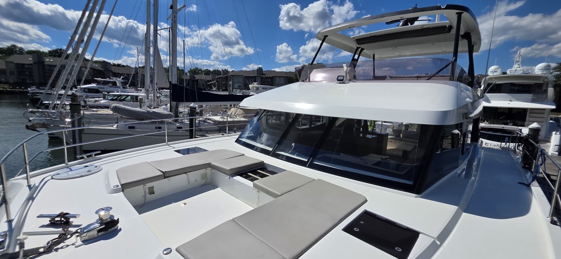 2018 Fountaine Pajot Motor Yacht 44