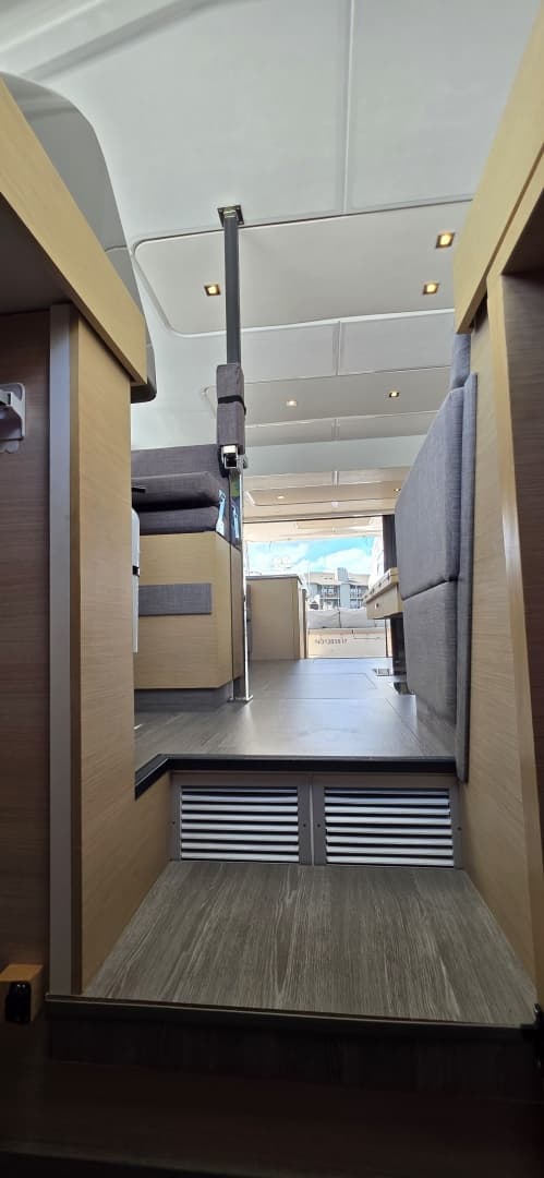 2018 Fountaine Pajot Motor Yacht 44