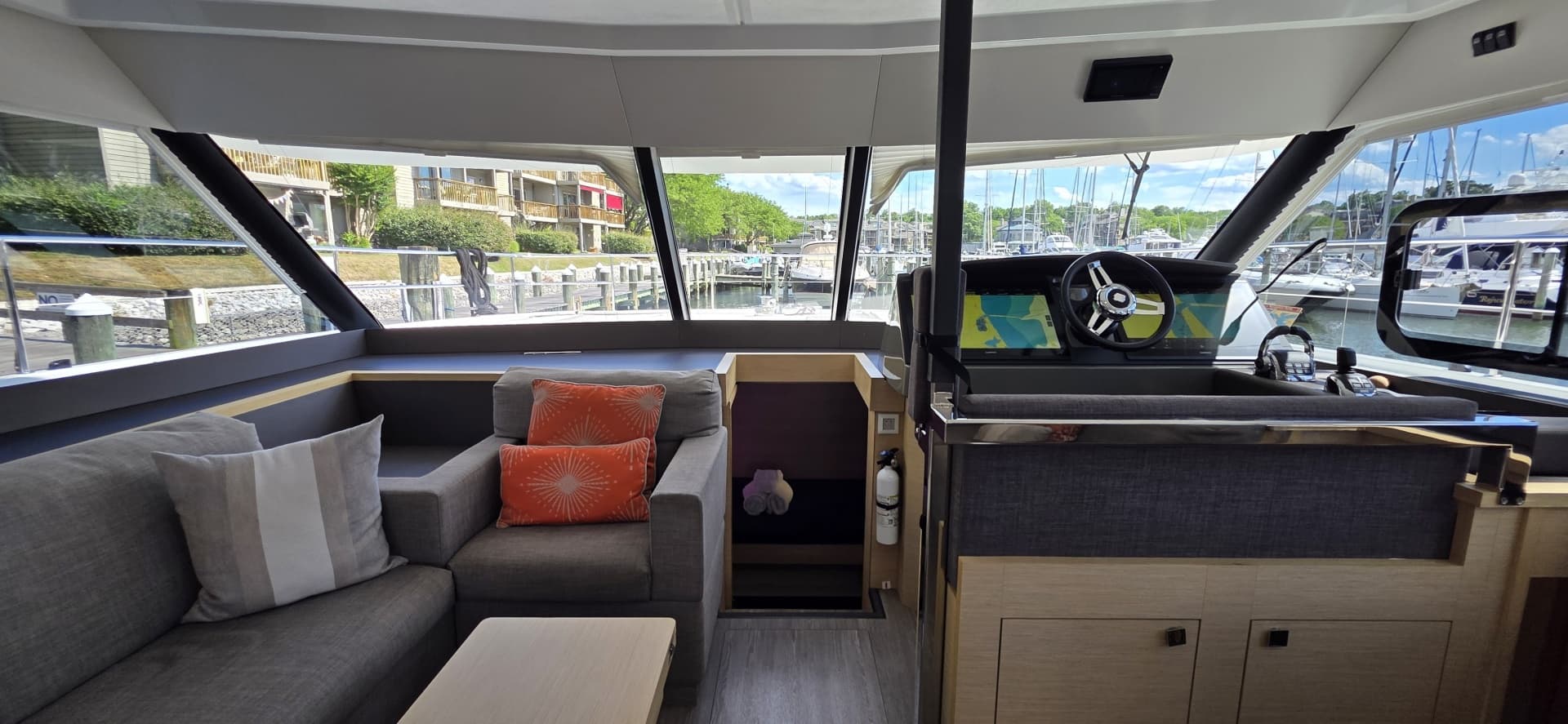 2018 Fountaine Pajot Motor Yacht 44