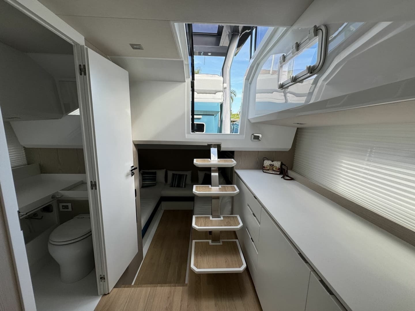 2027 Fiart Seawalker