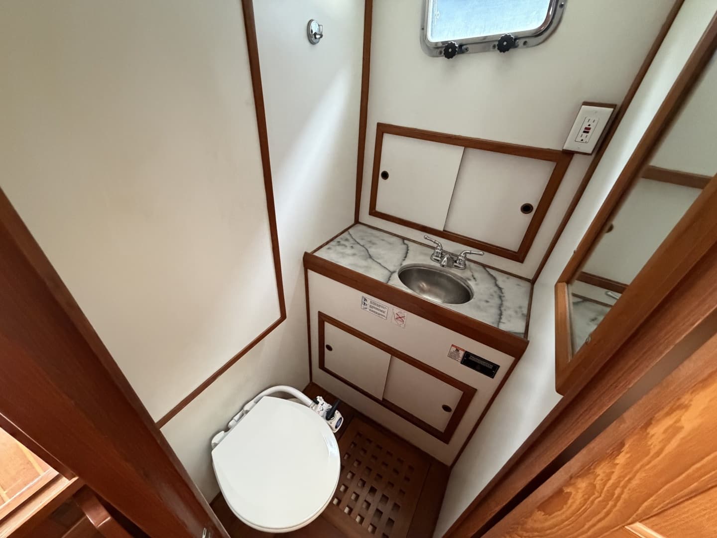 1988 Monk 36 Aft Cabin