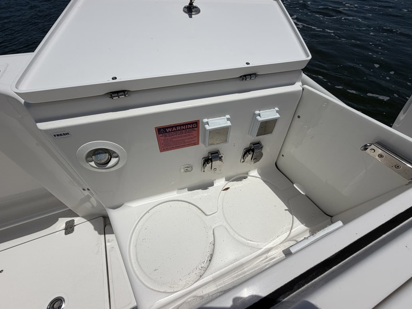 2016 Edgewater 368 CC
