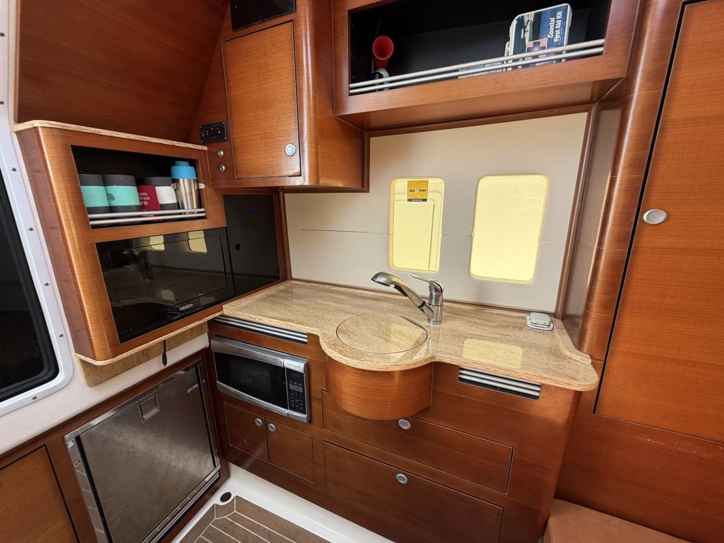 2016 Edgewater 368 CC