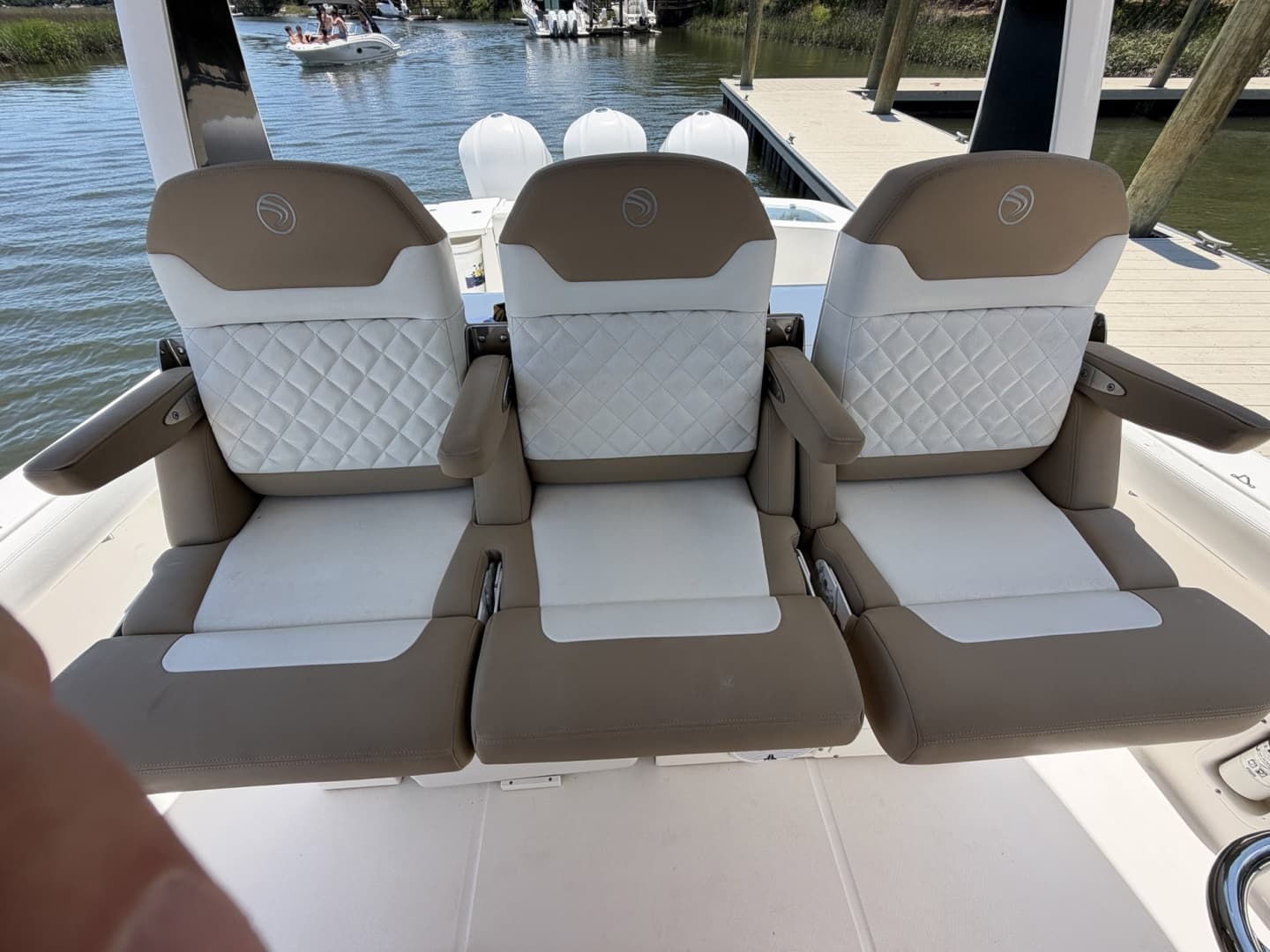 2016 Edgewater 368 CC