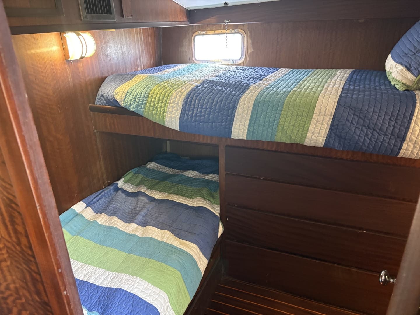 1972 Hatteras Convertible