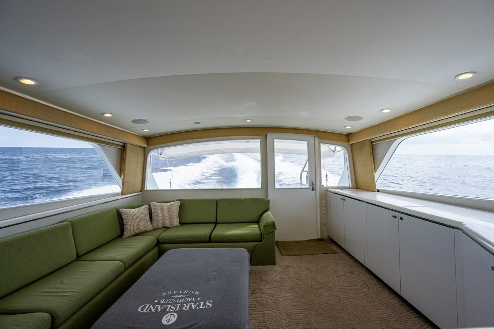 1998 American Custom Yachts 