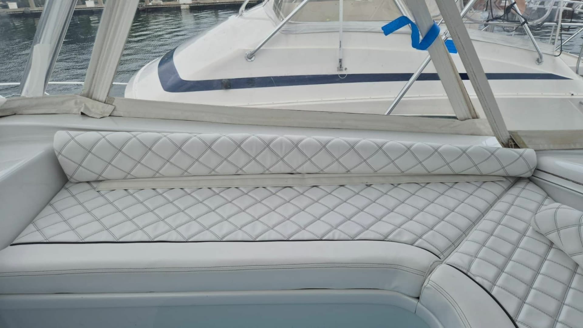 1998 American Custom Yachts 