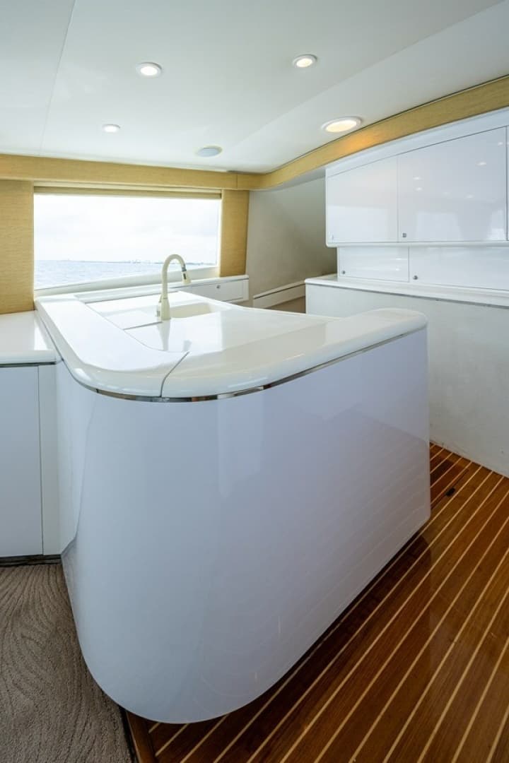 1998 American Custom Yachts 