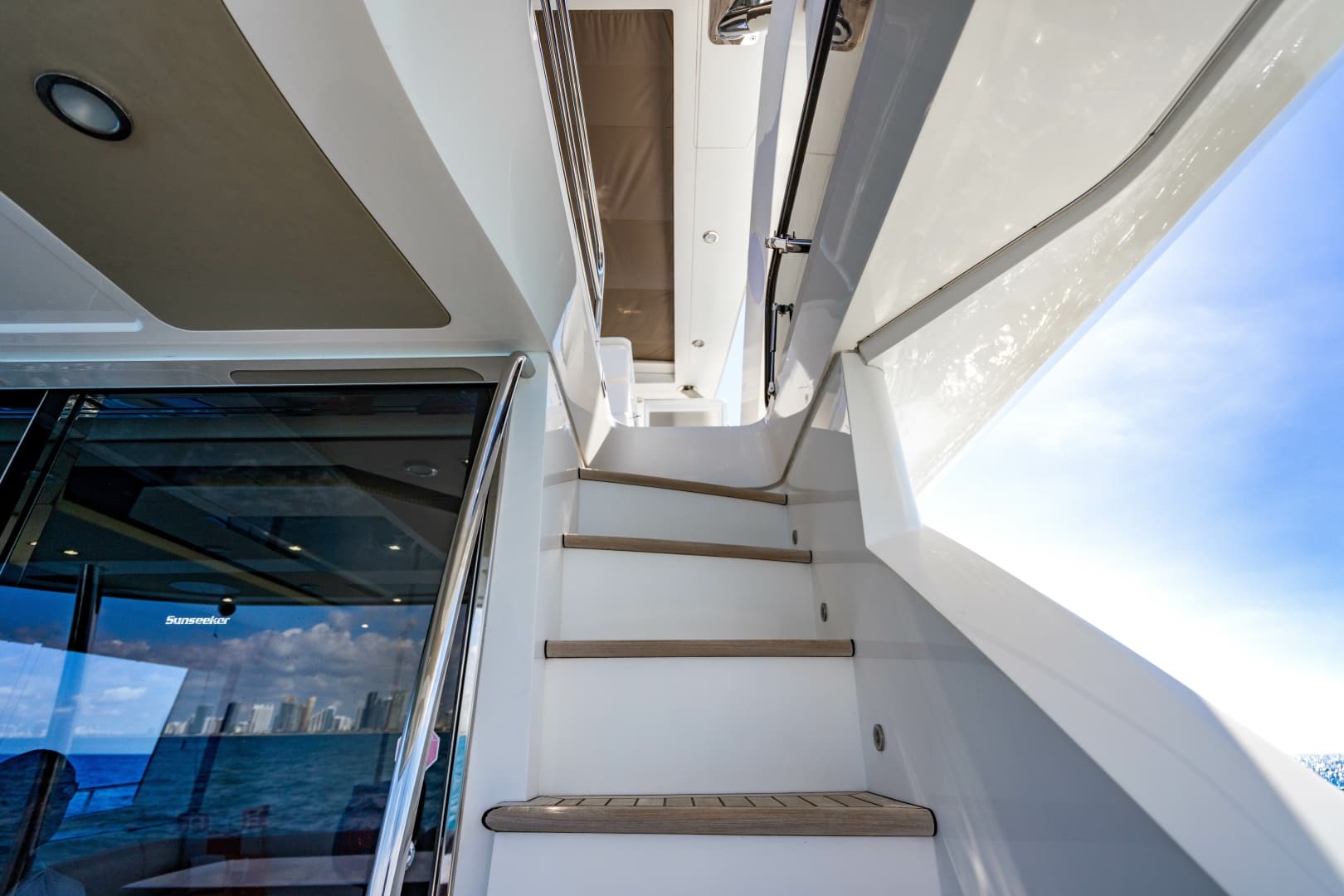 2014 Sunseeker Manhattan 73