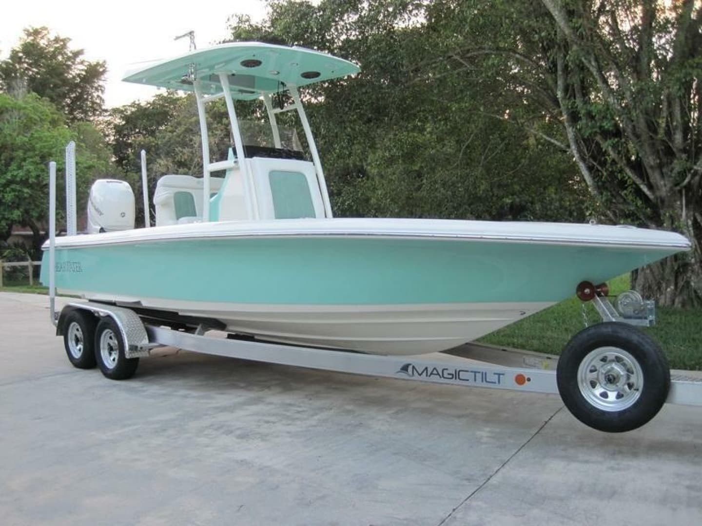 2021 ShearWater 250 Carolina Bay