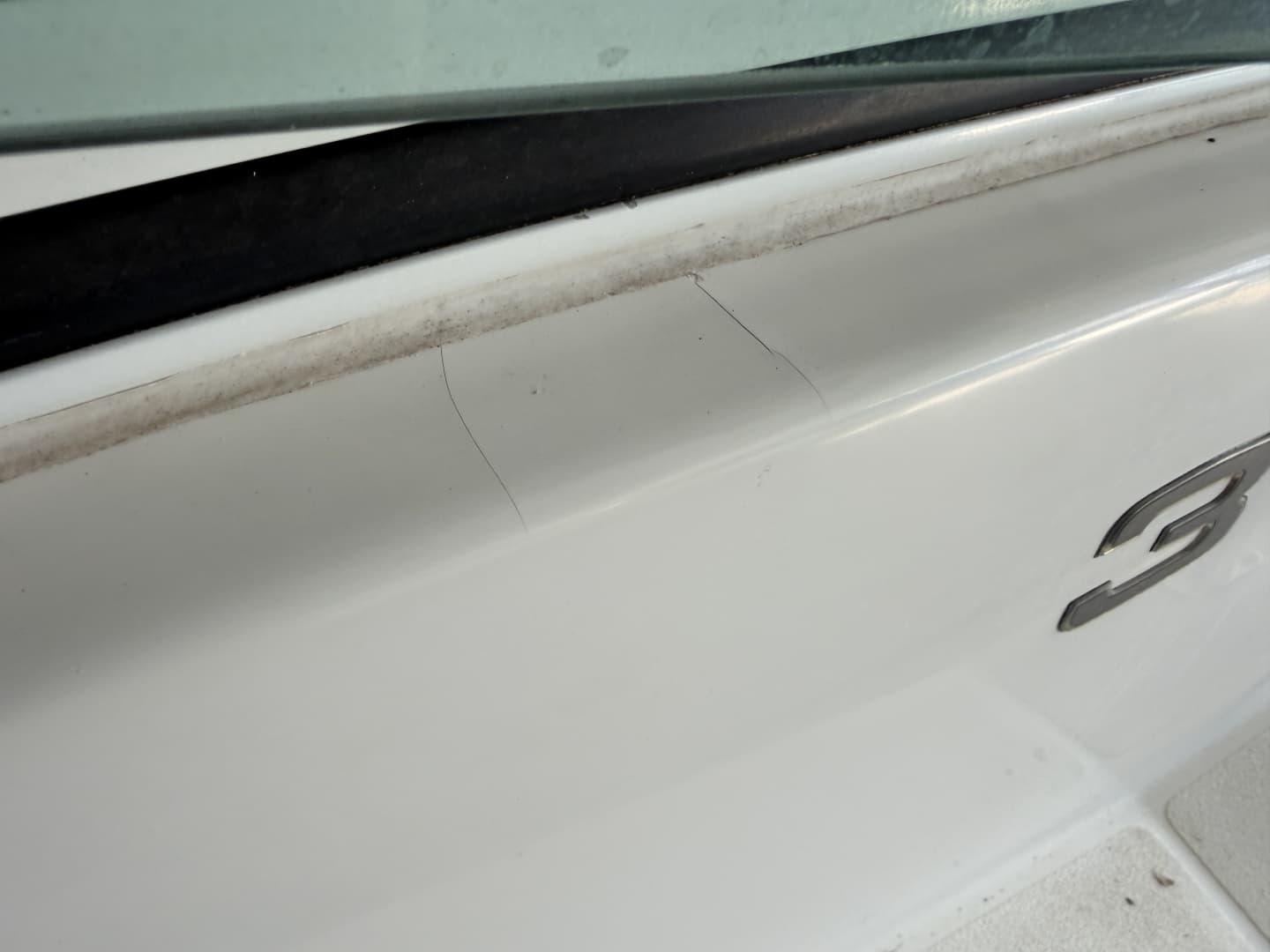 1996 Carver 310 Mid Cabin Express
