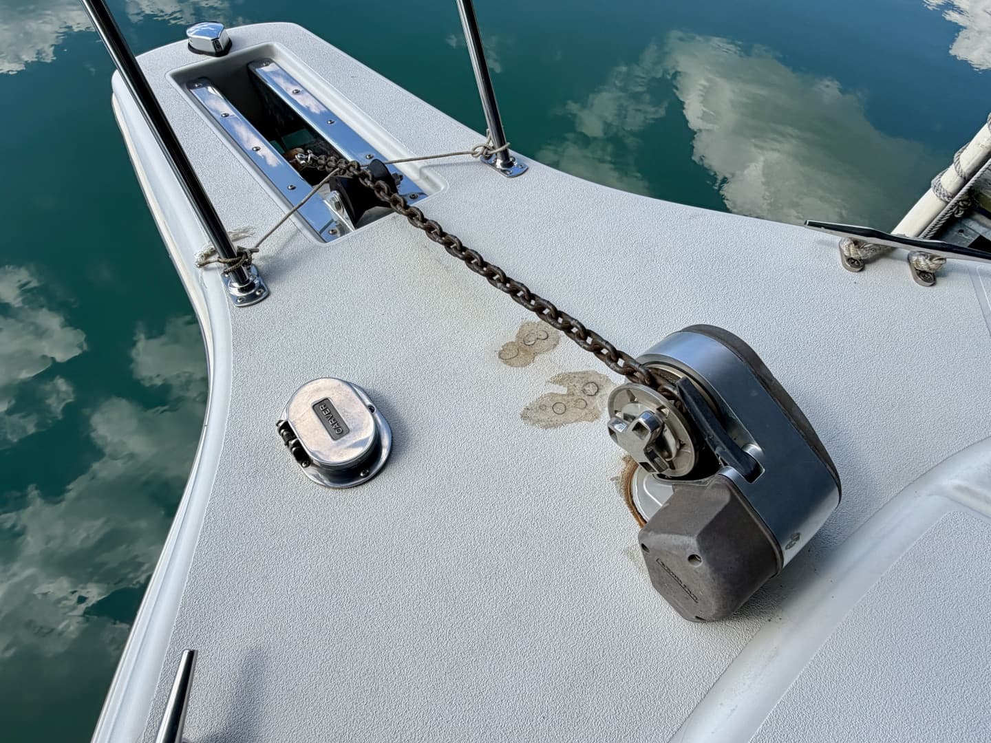 1996 Carver 310 Mid Cabin Express