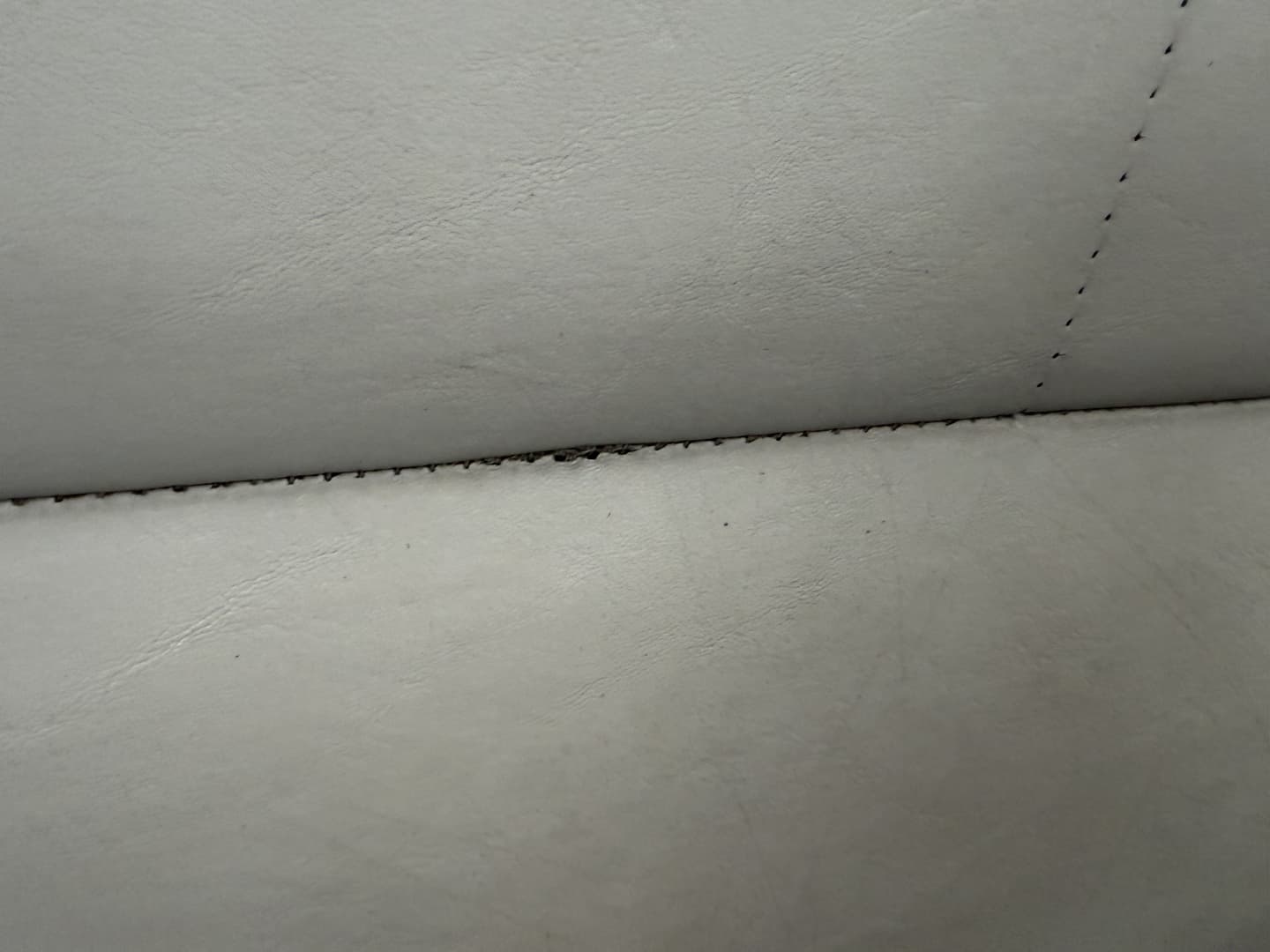 1996 Carver 310 Mid Cabin Express