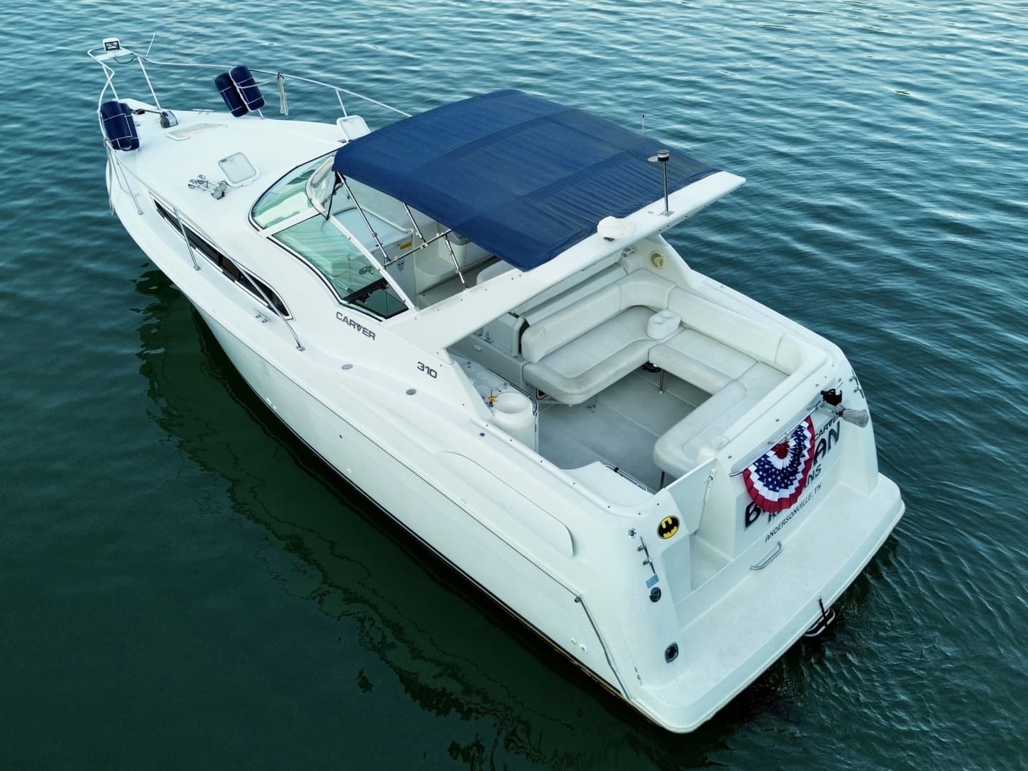 1996 Carver 310 Mid Cabin Express