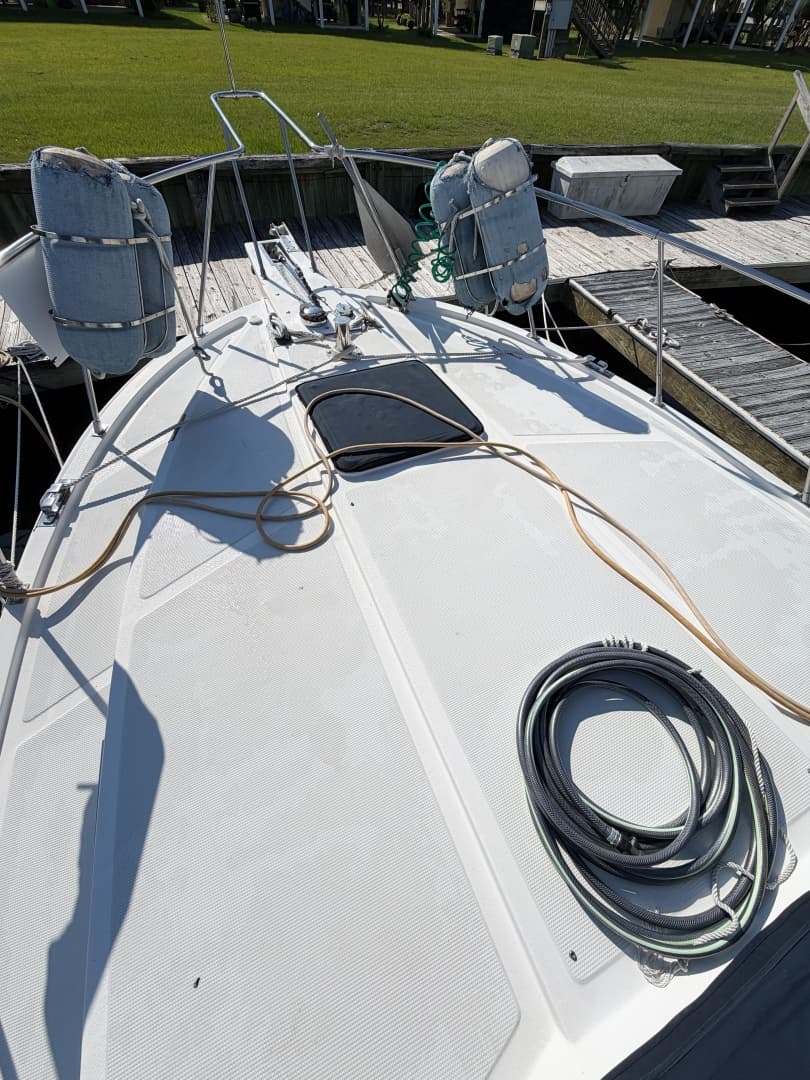 2006 Heritage East 36 Sundeck