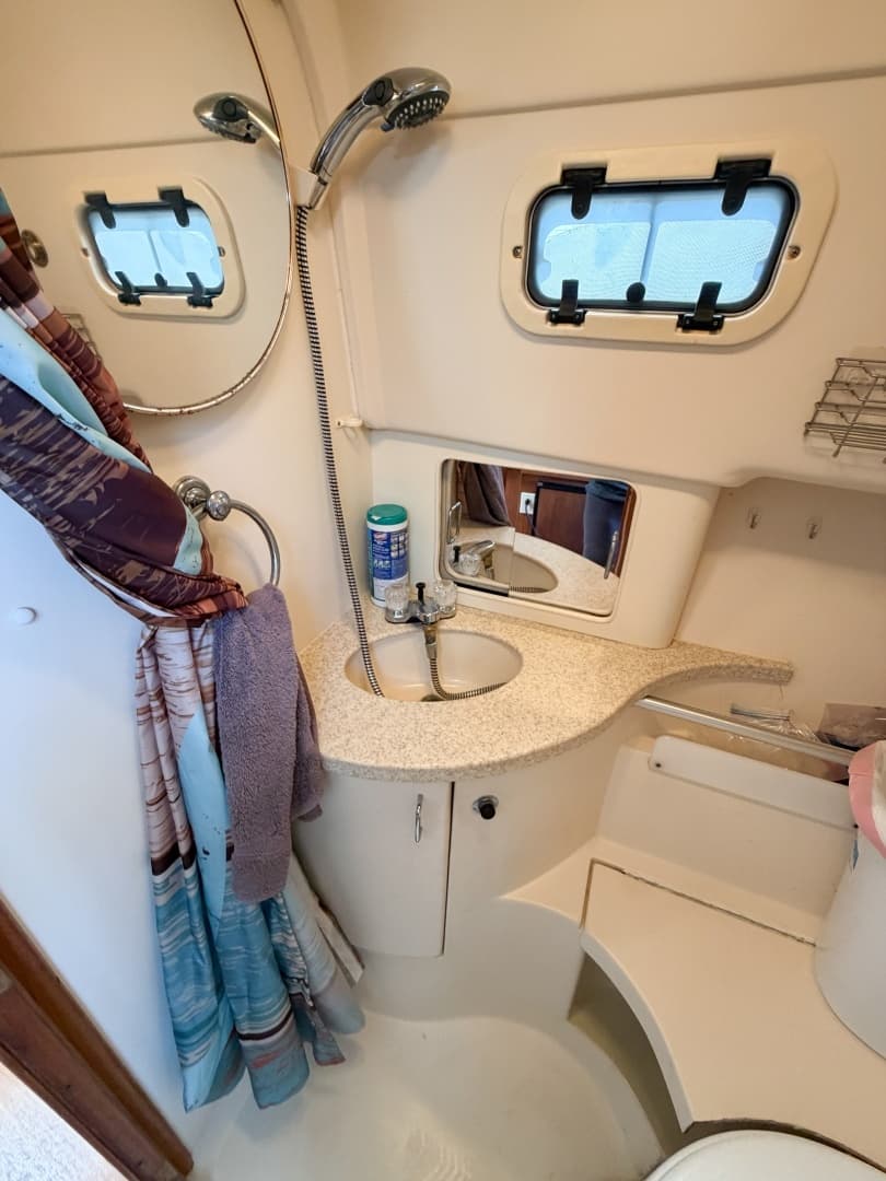 2000 Mainship Pilot 30