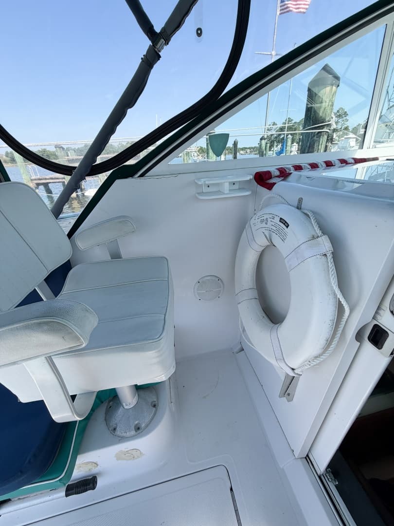2000 Mainship Pilot 30