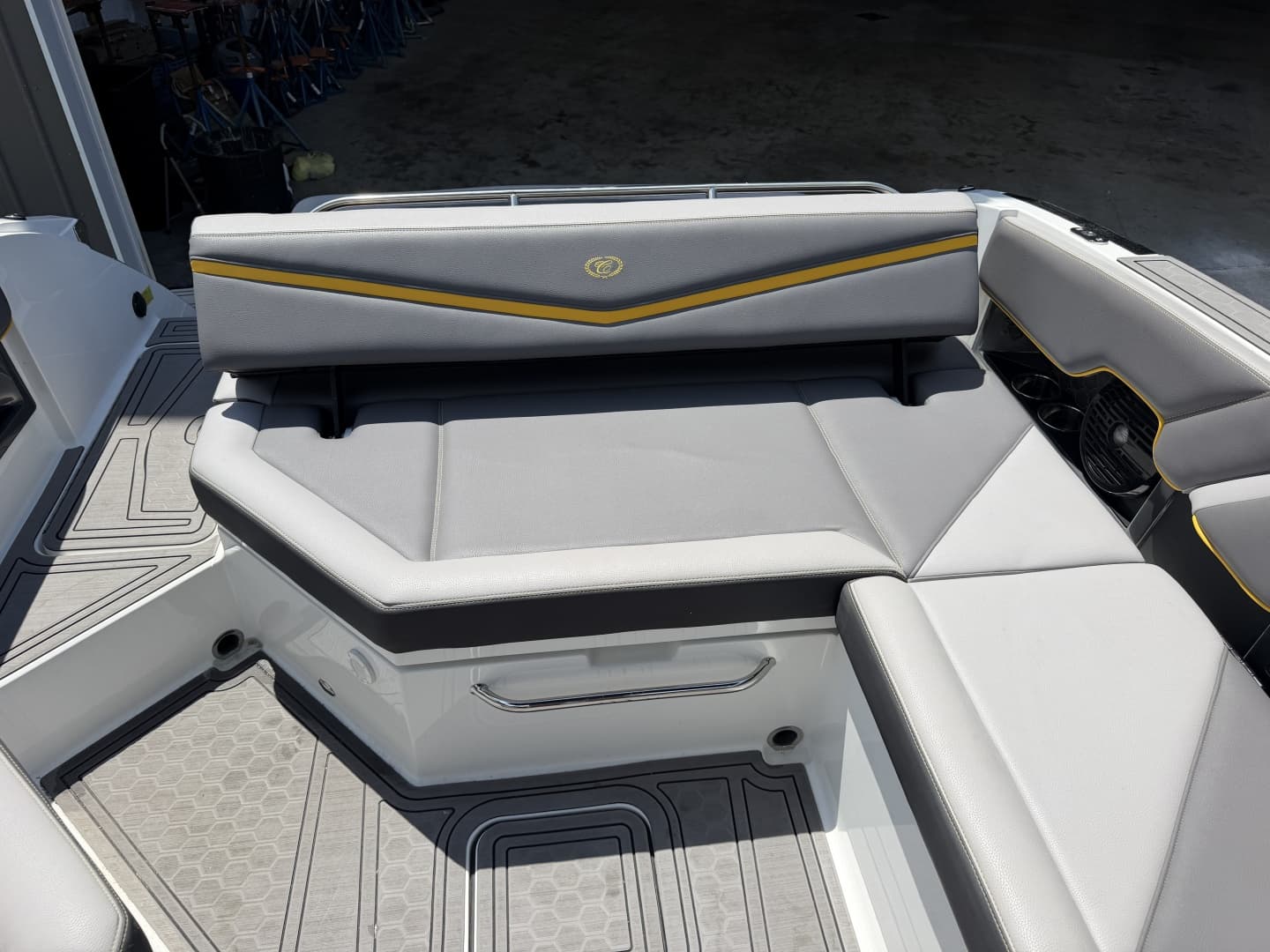 2021 Cobalt R8 Surf