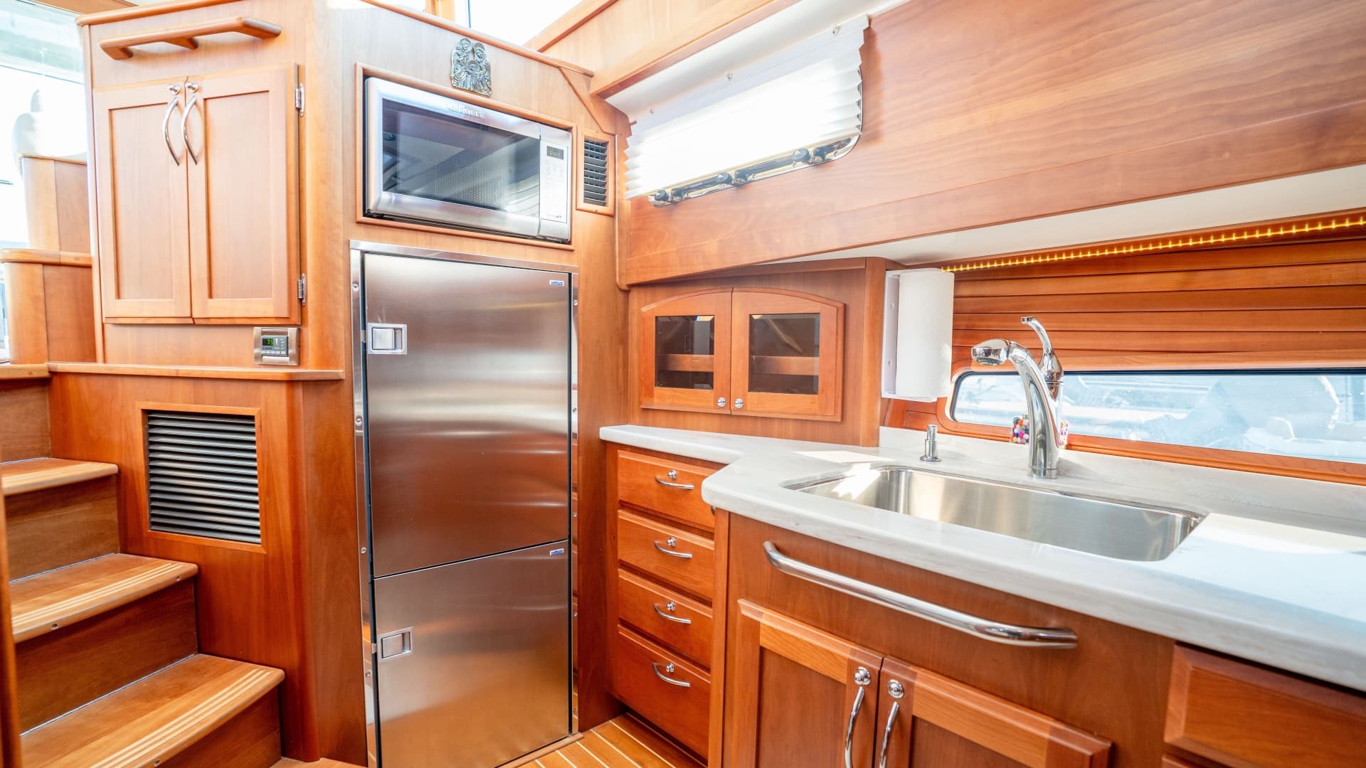 2016 Sabre 48