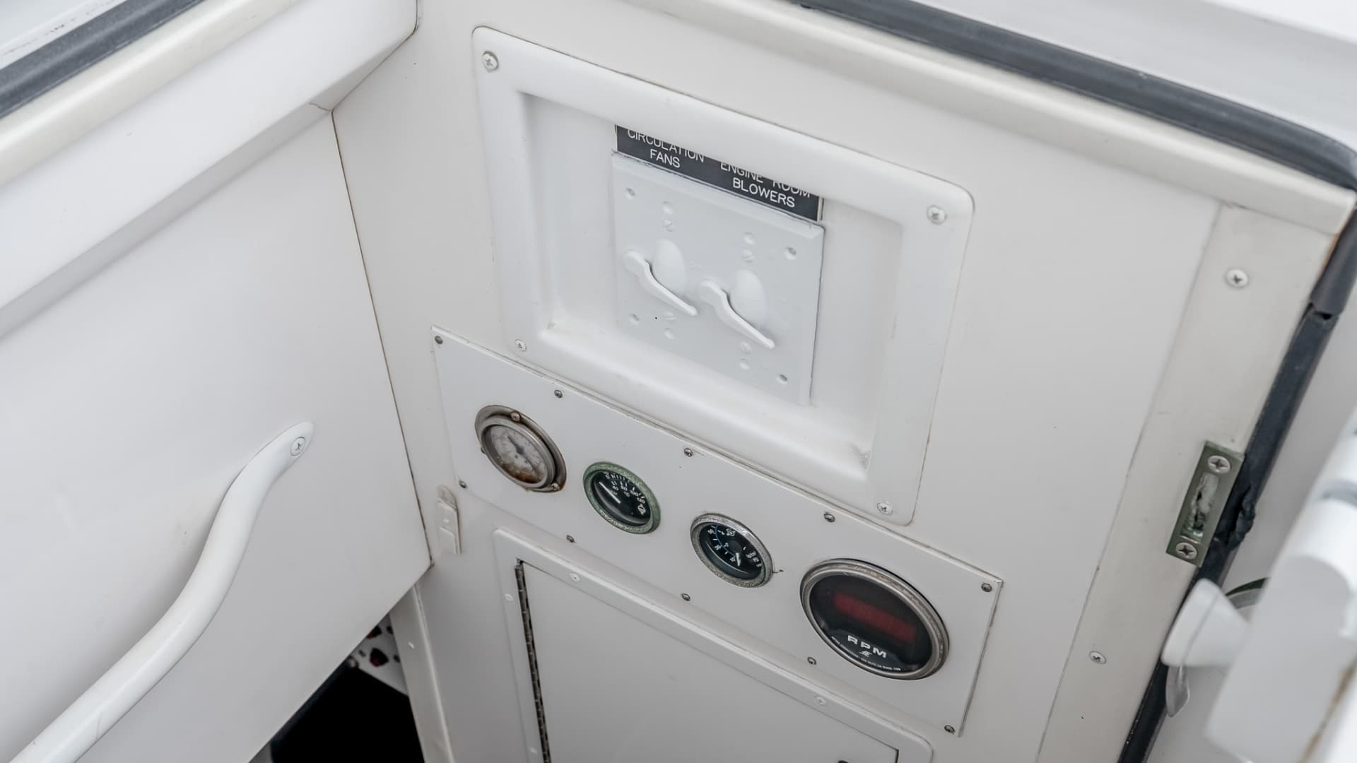 2000 Viking 50 Convertible