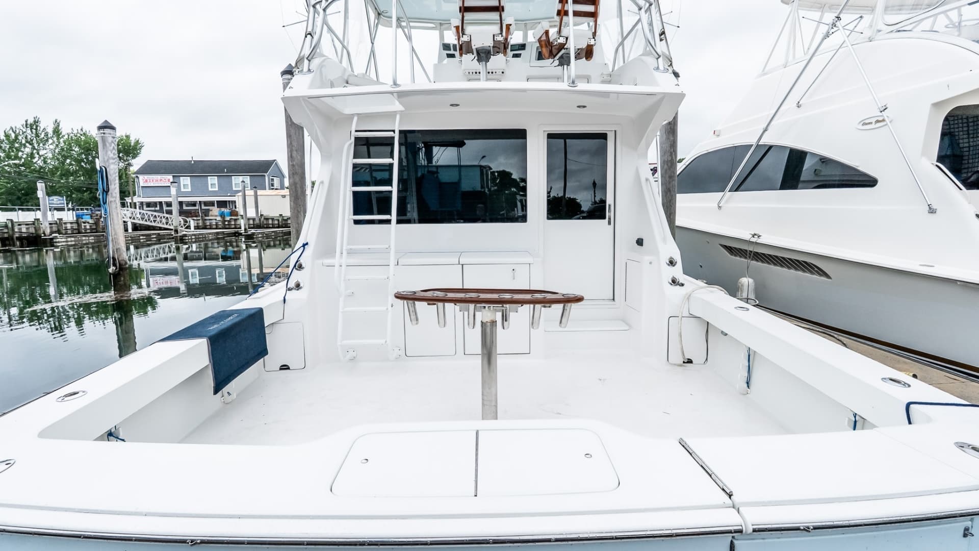 2000 Viking 50 Convertible