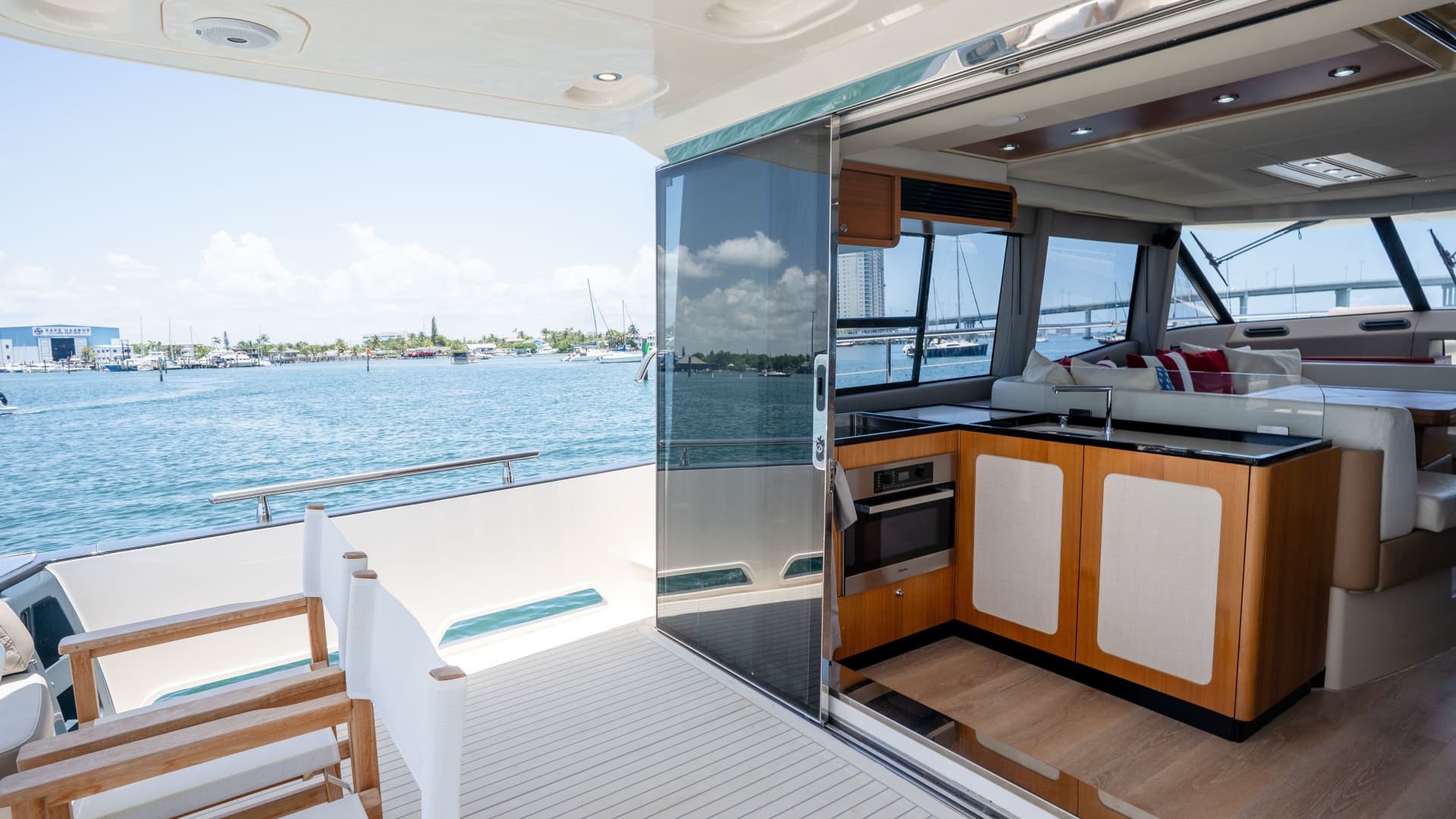 2012 Azimut Magellano 50