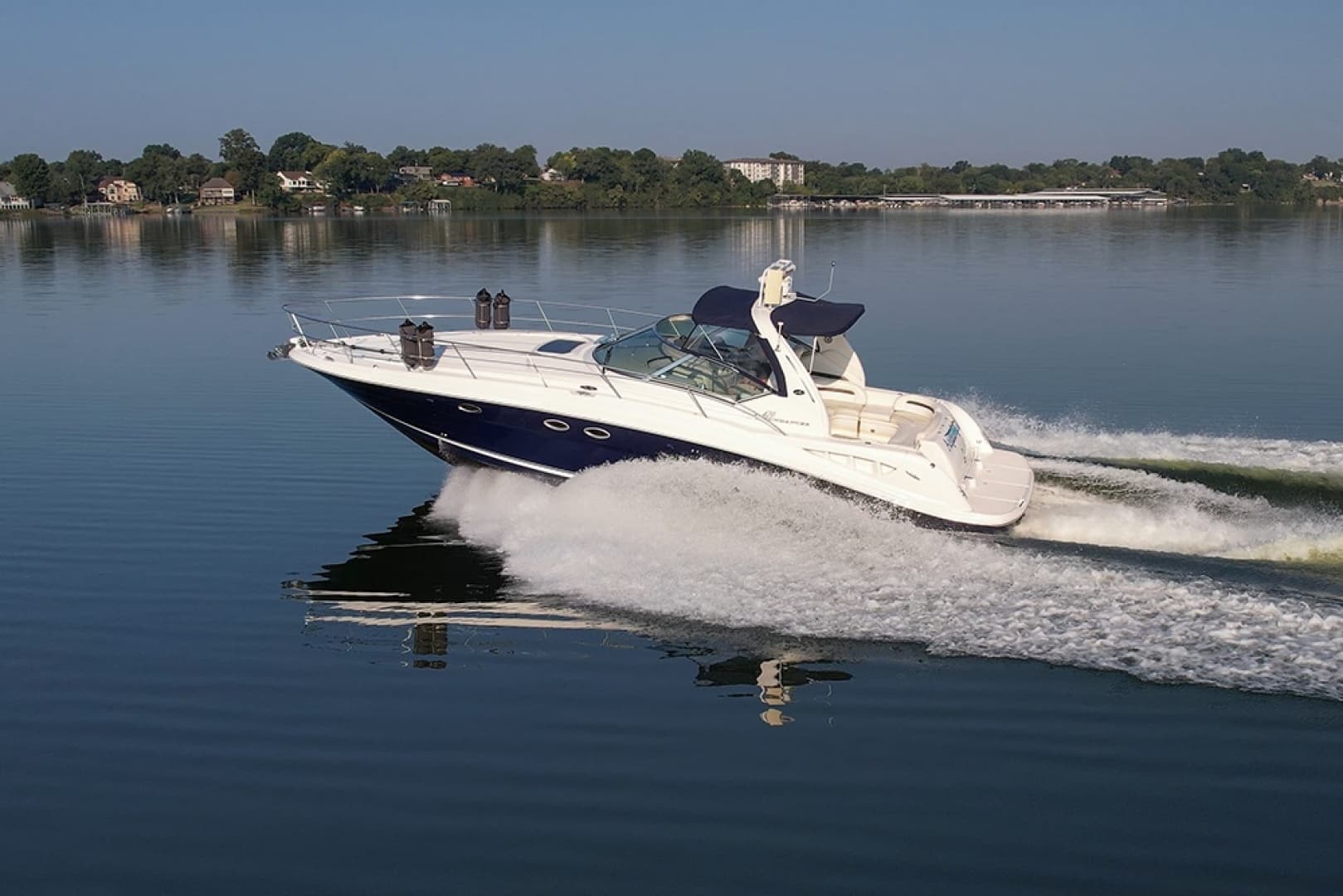 2003 Sea Ray 420 Sundancer underway