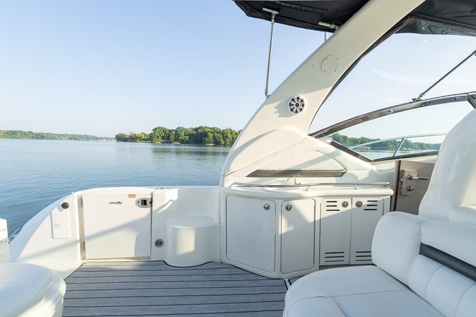 Port cockpit