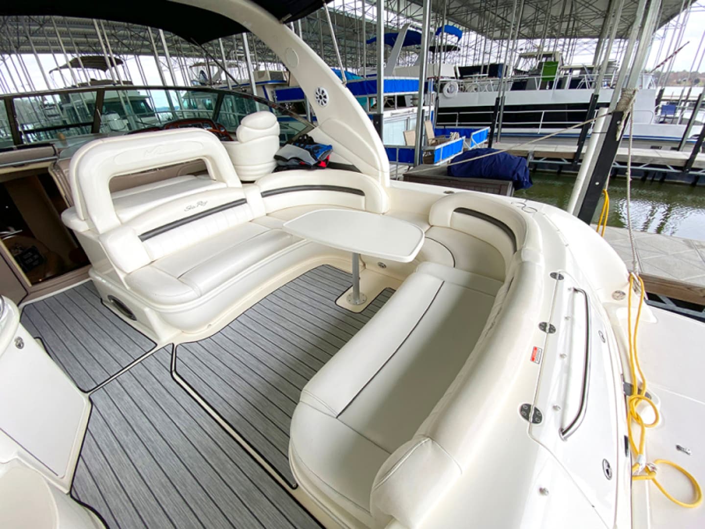 Cockpit seating area