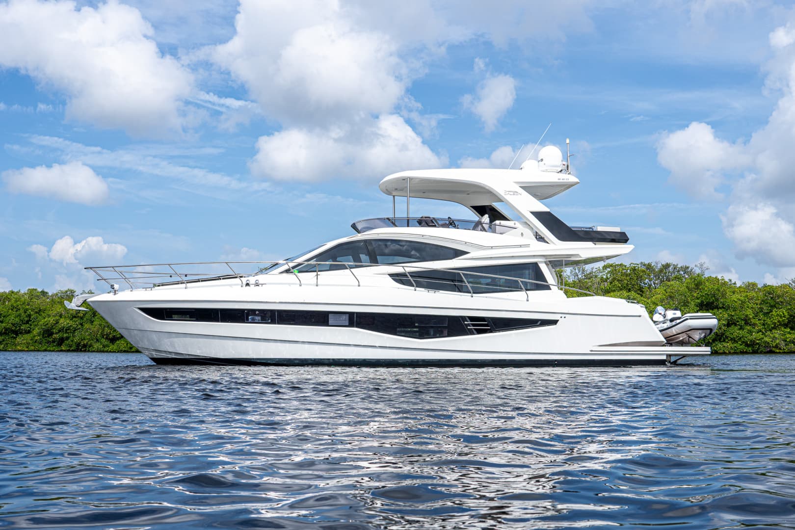 2022 Galeon 550 Fly
