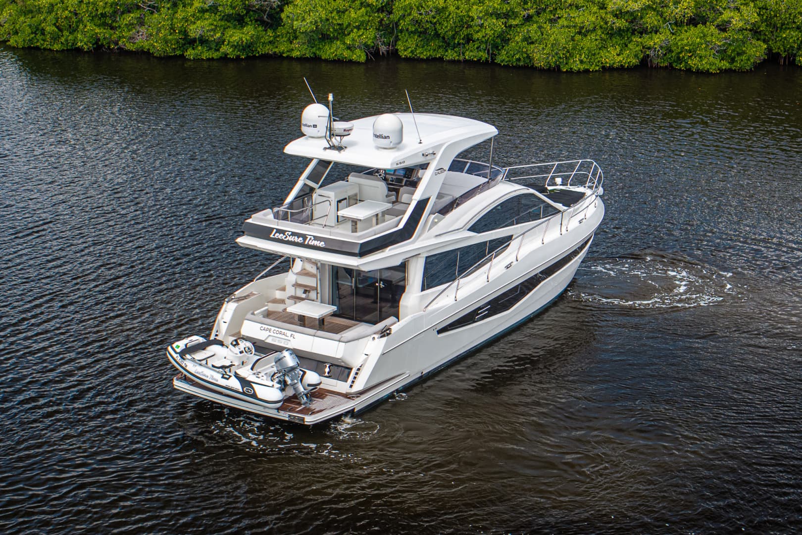 2022 Galeon 550 Fly