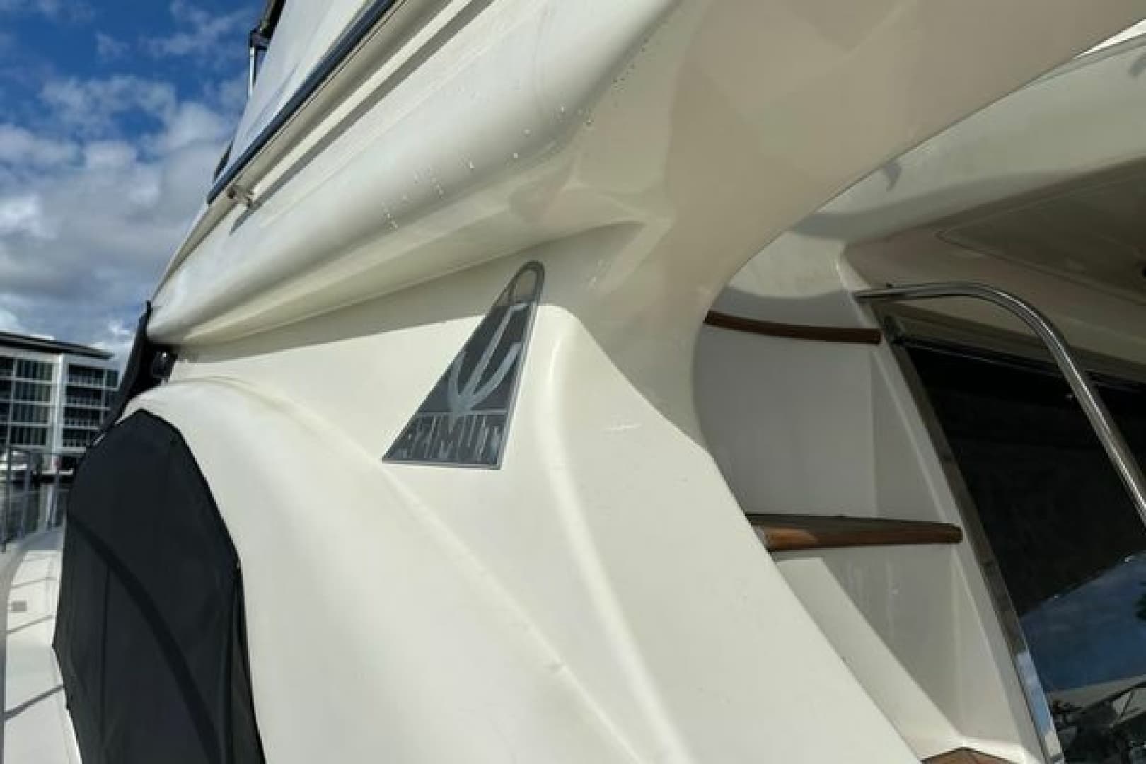2004 Azimut 55E