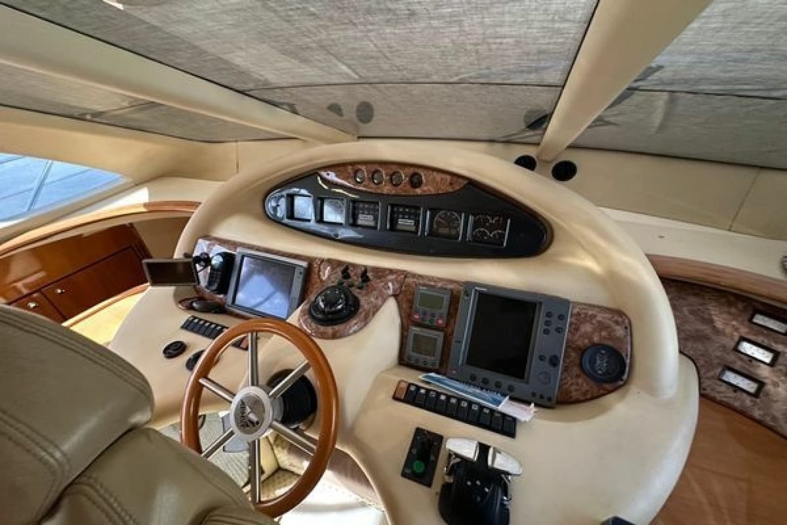 2004 Azimut 55E