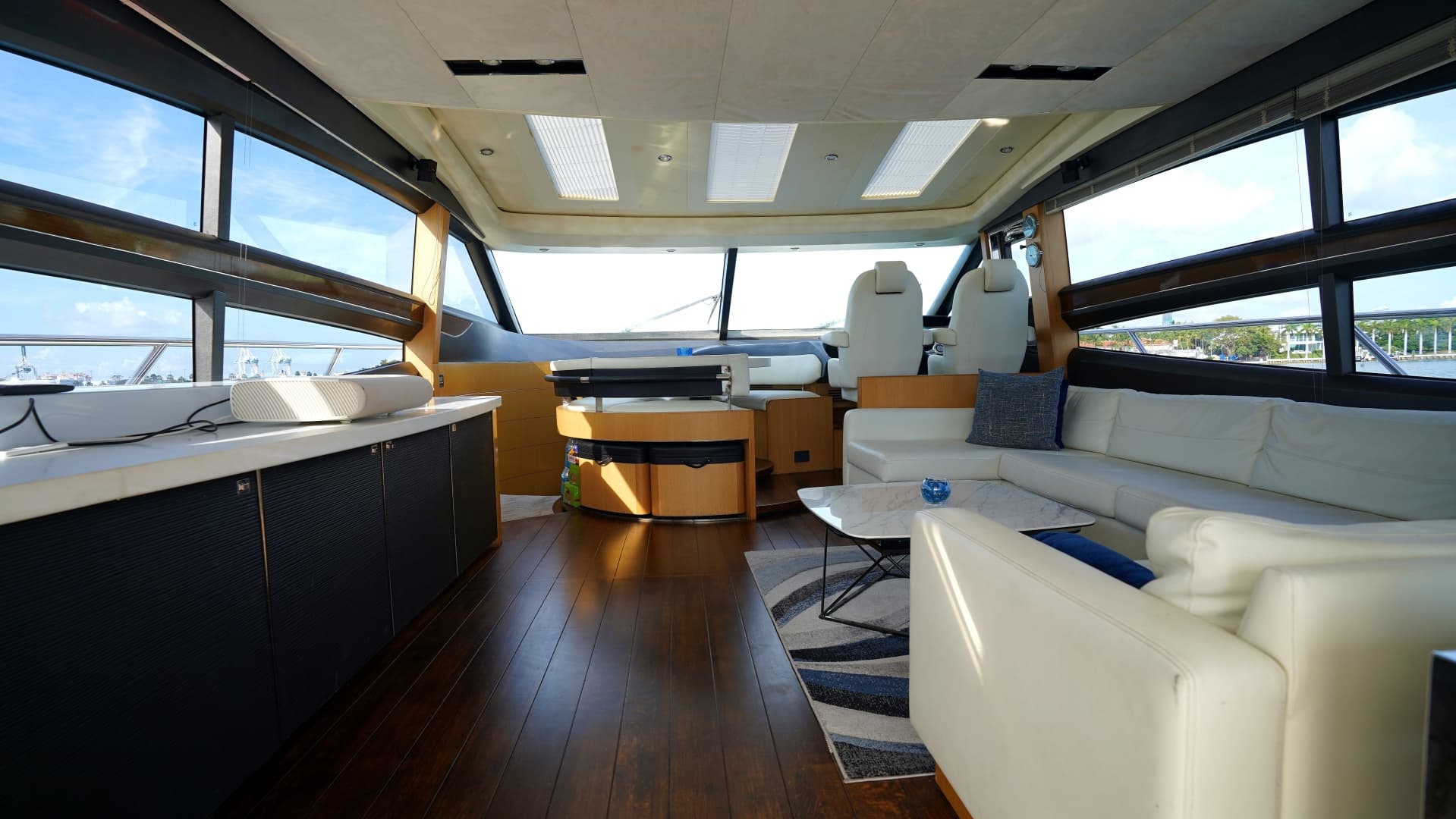 2013 Princess V72