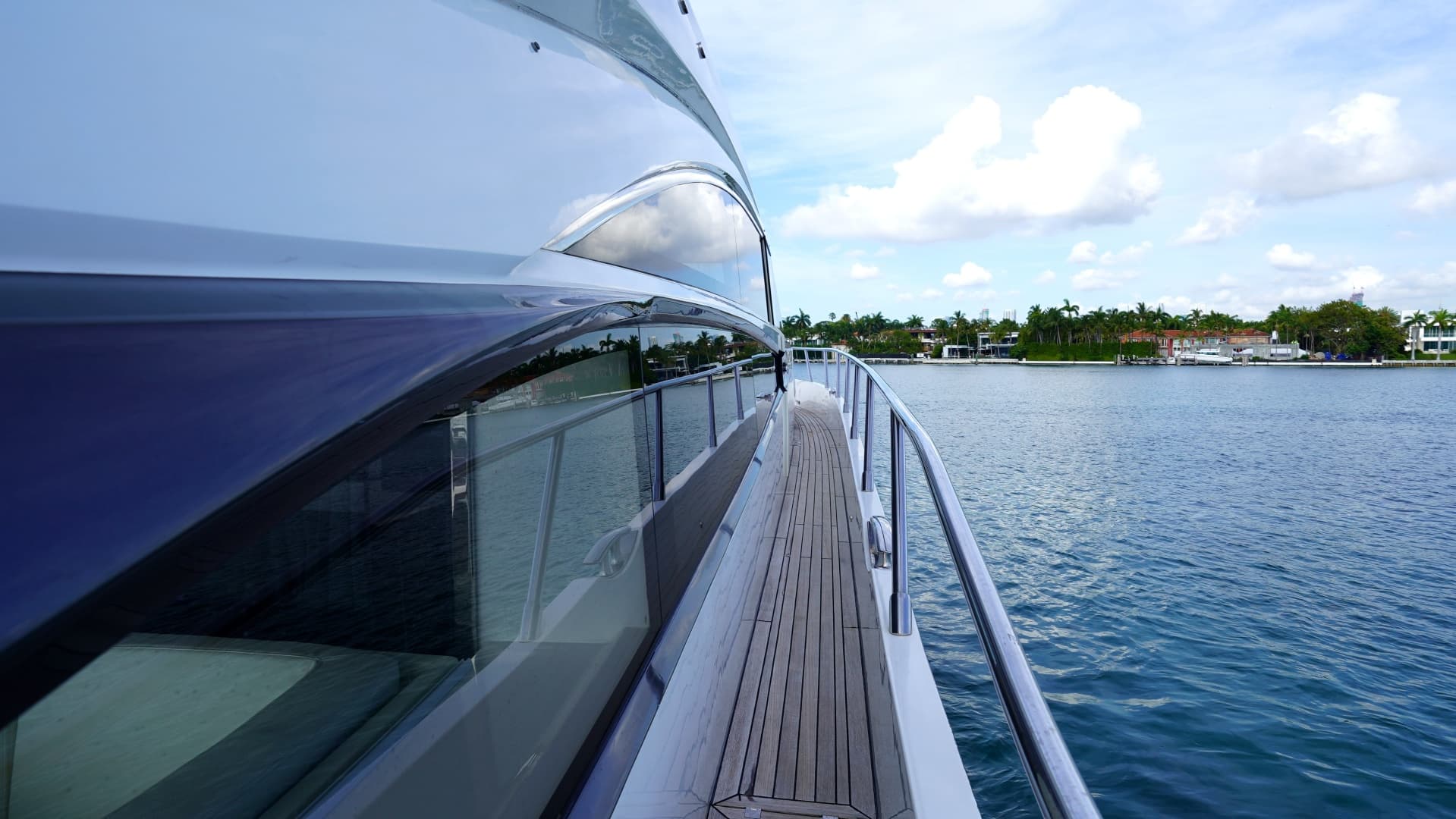 2013 Princess V72