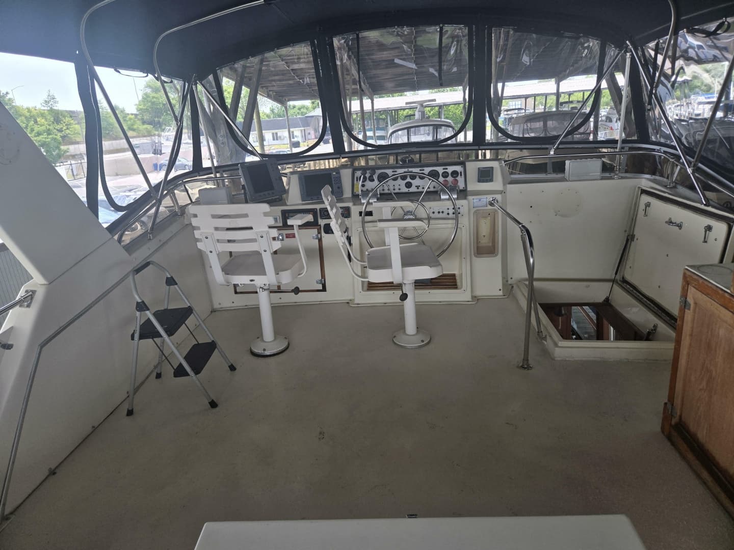 1987 Chris-Craft 